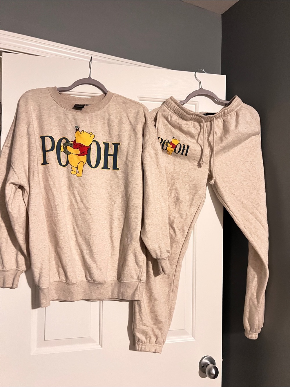 Disney Beige Winnie the Pooh Crewneck Sweatshirt & Jogger Set